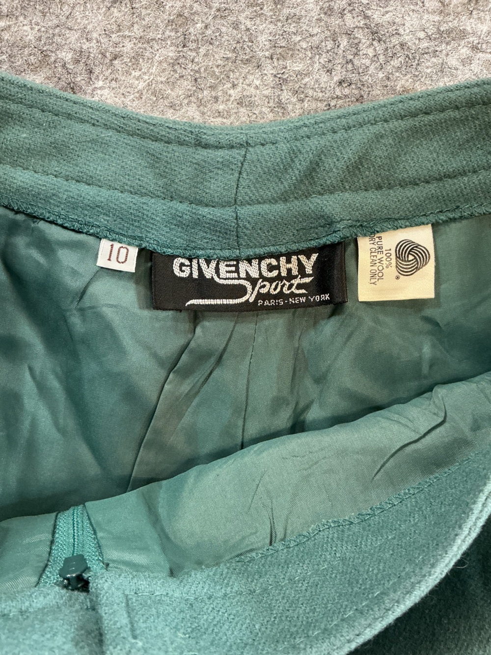 Givenchy Sport VINTAGE Wide-Leg High-Rise Wool Pants in Emerald Green Size 10 - Picture 2 of 5